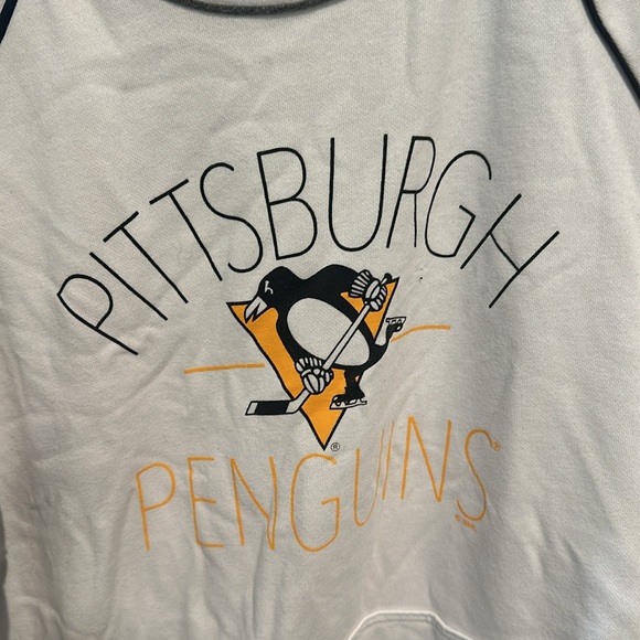 Like new Pittsburgh Penguins NHL crew neck with front pocket - Picture 2 of 3